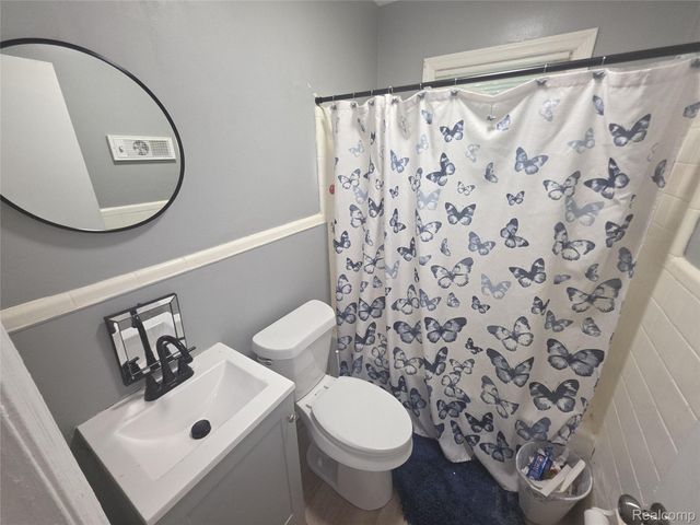 16435 Tacoma Street, Detroit, MI 48205