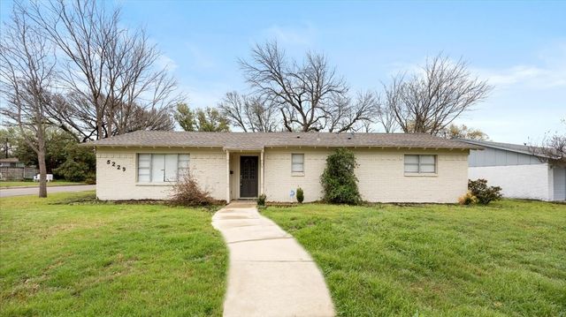 5229 Rutland Avenue, Fort Worth, TX 76133