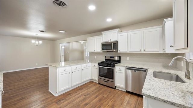 5229 Rutland Avenue, Fort Worth, TX 76133