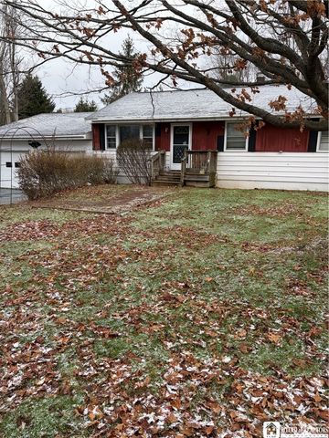 33 Reed Street, Charlotte, NY 14782