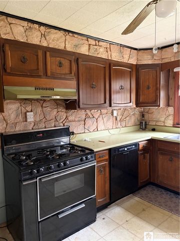 33 Reed Street, Charlotte, NY 14782