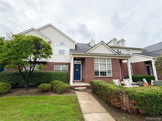 23202 Alexa Drive, Commerce Twp, MI 48390