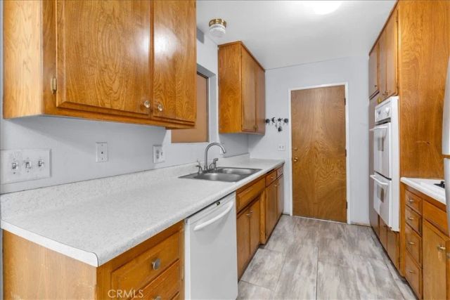 892 Margaret, Hemet, CA 92543