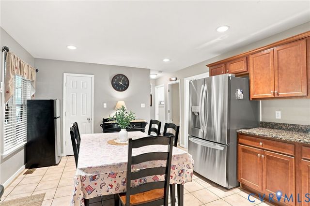 6401 Poplar Rd, New Kent, VA 23141