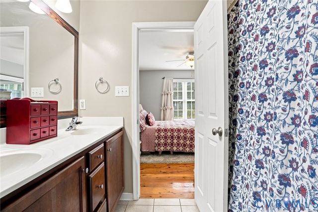 6401 Poplar Rd, New Kent, VA 23141