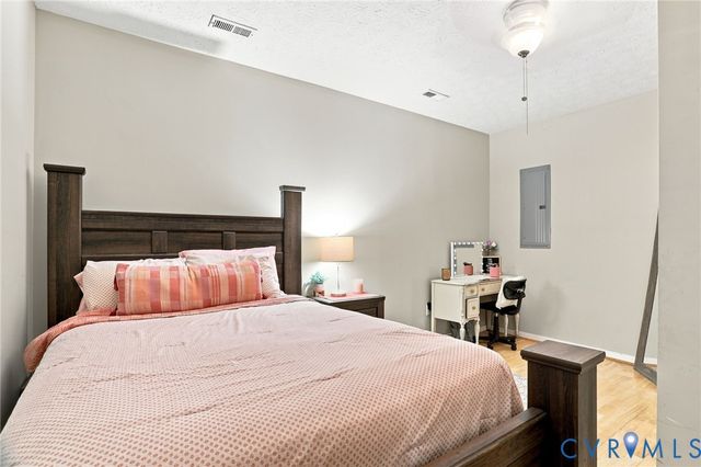 6401 Poplar Rd, New Kent, VA 23141