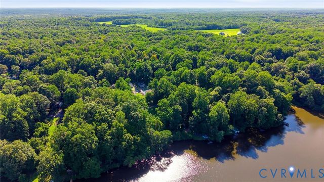 6401 Poplar Rd, New Kent, VA 23141