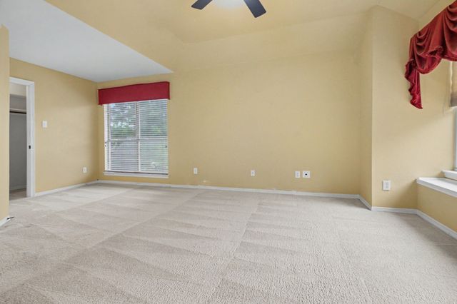 1342 Clear Creek Drive, Lewisville, TX 75067