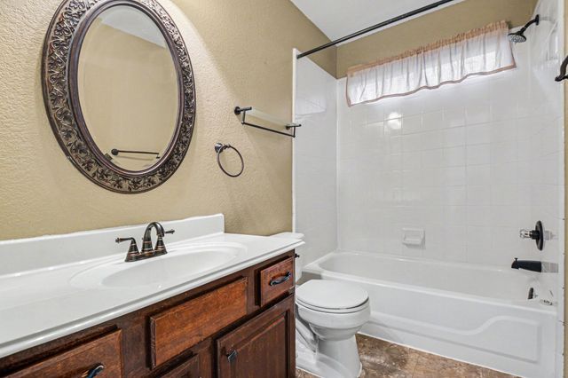 1342 Clear Creek Drive, Lewisville, TX 75067