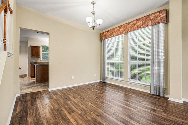 1342 Clear Creek Drive, Lewisville, TX 75067