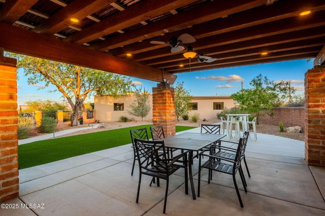 17300 S Camino Cartagena, Sahuarita, AZ 85629