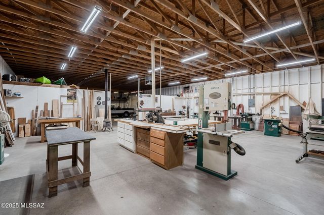 17300 S Camino Cartagena, Sahuarita, AZ 85629