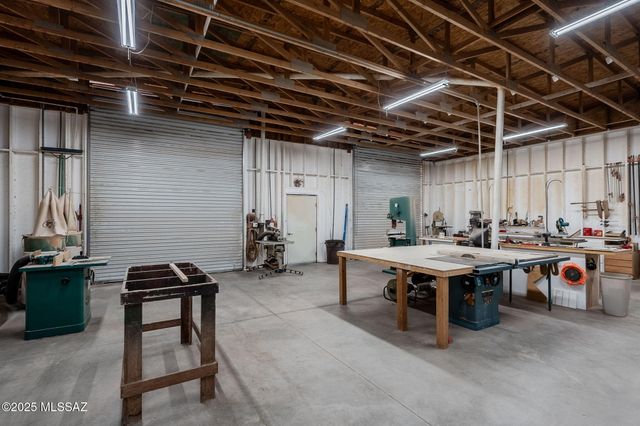 17300 S Camino Cartagena, Sahuarita, AZ 85629