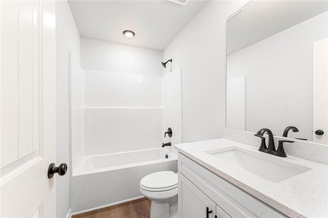 37 Crest Drive 6, Hartwell, GA 30643