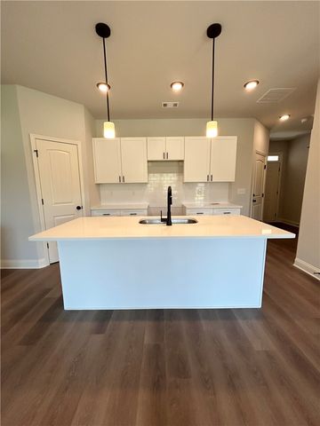 37 Crest Drive 6, Hartwell, GA 30643