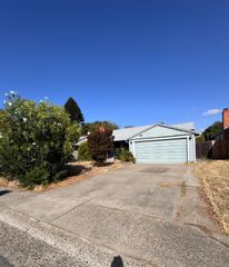 2525 Encinal Ave, Sacramento, CA 95822