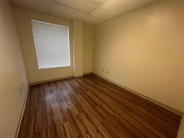 2111 W SWANN AVENUE, Tampa, FL 33606