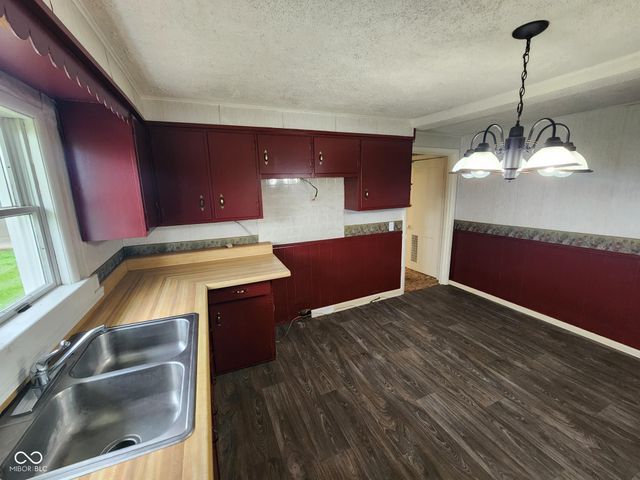 8715 W State Road 58, Norman, IN 47264