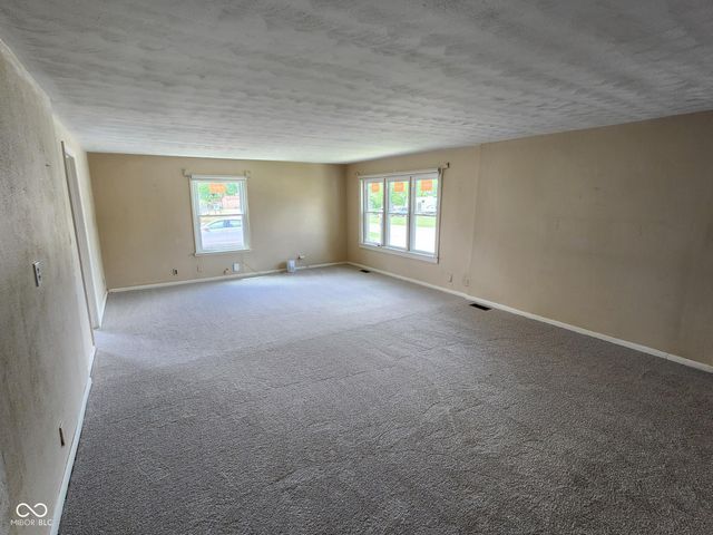8715 W State Road 58, Norman, IN 47264