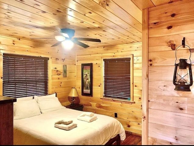 90 Solitude Ridge Lane, Murphy, NC 28906