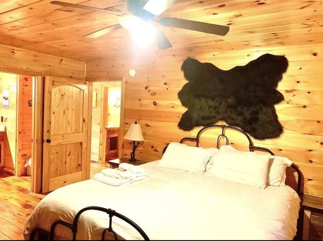 90 Solitude Ridge Lane, Murphy, NC 28906