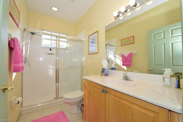 8125 Celeste DR 5216, Naples, FL 34113