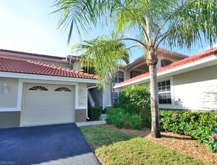 8125 Celeste DR 5216, Naples, FL 34113