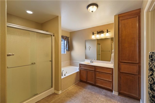 14421 Red River Dr, Corpus Christi, TX 78410