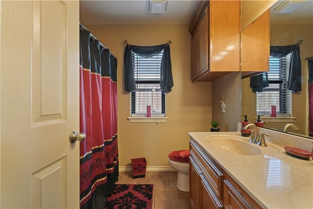 14421 Red River Dr, Corpus Christi, TX 78410