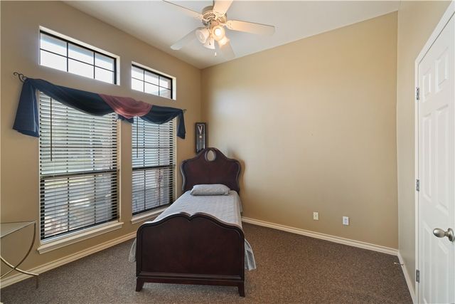 14421 Red River Dr, Corpus Christi, TX 78410