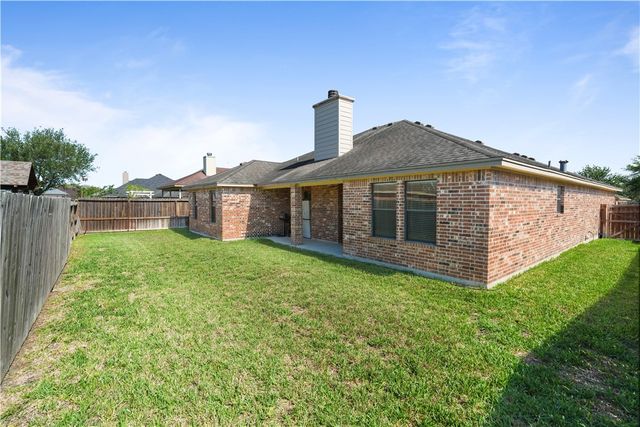 14421 Red River Dr, Corpus Christi, TX 78410
