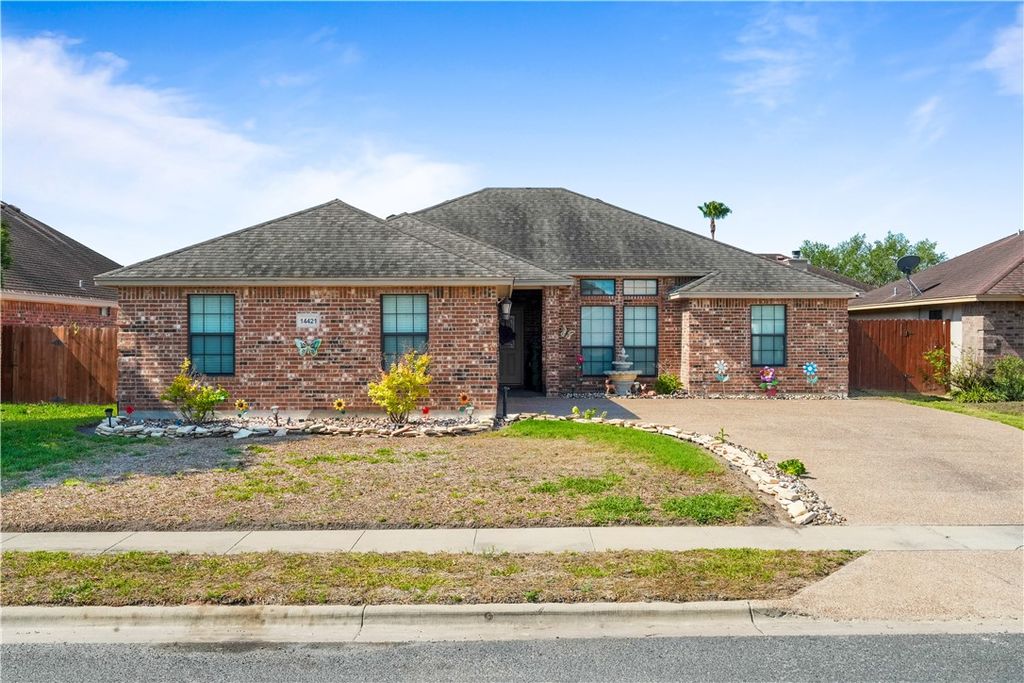 14421 Red River Dr, Corpus Christi, TX 78410