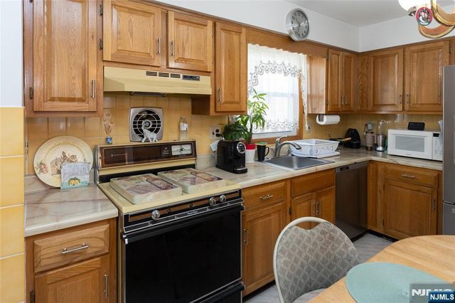 226 Webster Avenue, Jersey City, NJ 07307