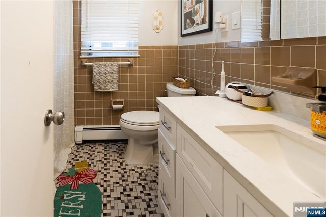 226 Webster Avenue, Jersey City, NJ 07307