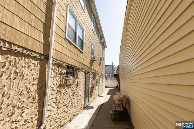 226 Webster Avenue, Jersey City, NJ 07307