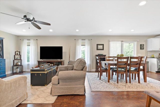 63004 250TH Street, Glenwood, IA 51534