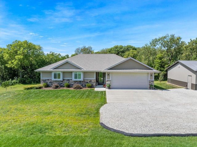 63004 250TH Street, Glenwood, IA 51534