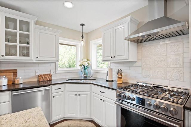 63004 250TH Street, Glenwood, IA 51534