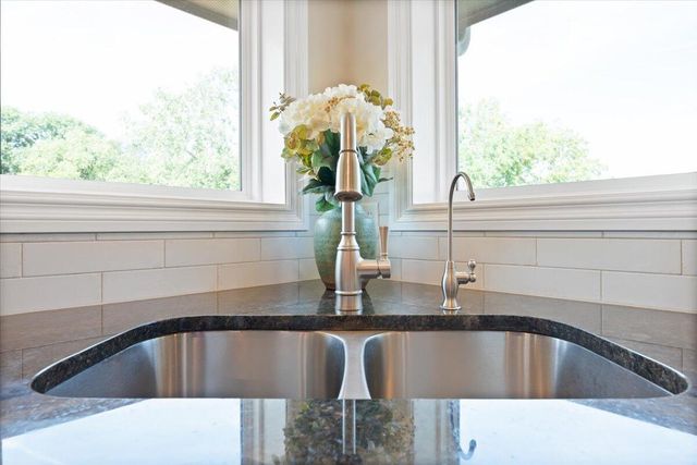 63004 250TH Street, Glenwood, IA 51534