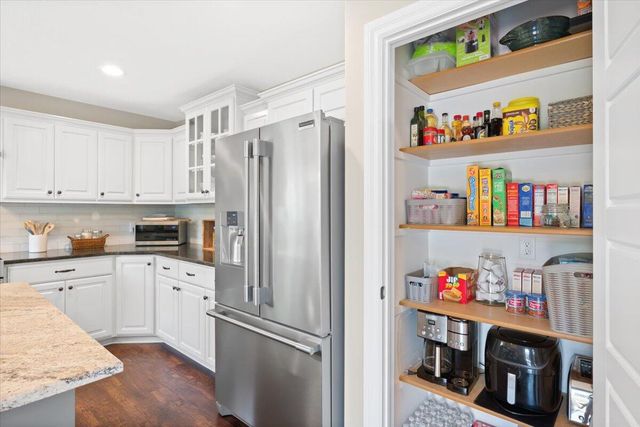 63004 250TH Street, Glenwood, IA 51534