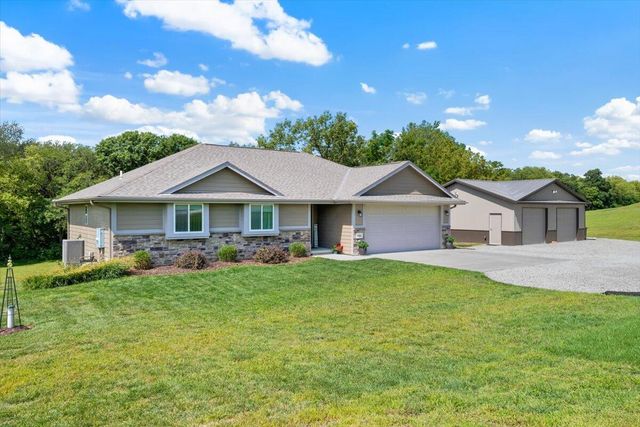 63004 250TH Street, Glenwood, IA 51534