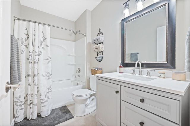 63004 250TH Street, Glenwood, IA 51534