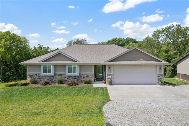 63004 250TH Street, Glenwood, IA 51534