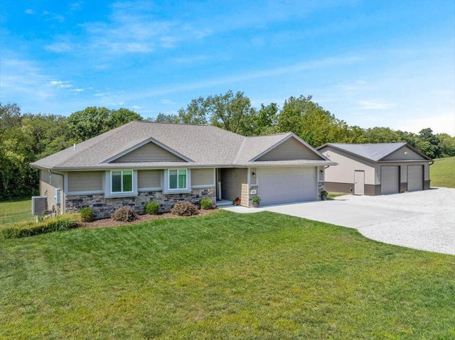 63004 250TH Street, Glenwood, IA 51534