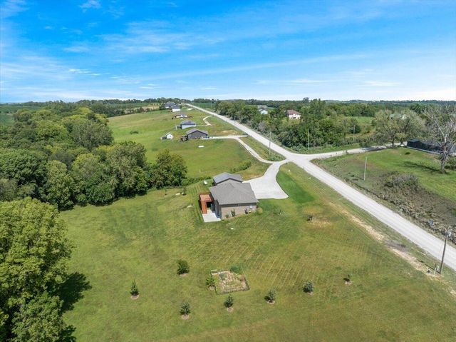 63004 250TH Street, Glenwood, IA 51534