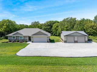 63004 250TH Street, Glenwood, IA 51534