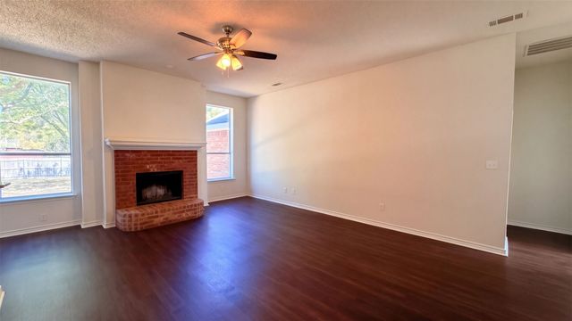7109 Cottonwood Circle, Sachse, TX 75048