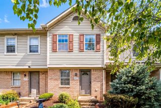 497 Foxtrail Circle E, Westerville, OH 43081