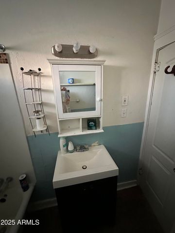 1008 N 24th Street, Phoenix, AZ 85008