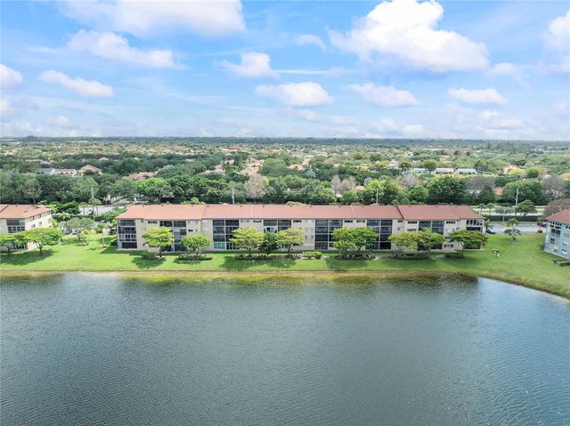 13355 SW 16th Ct 313E, Pembroke Pines, FL 33027